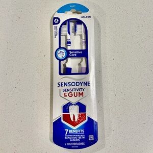 Brand New Sealed Sensodyne 2 Pack of Sensitivity and Gum Toothbrushes